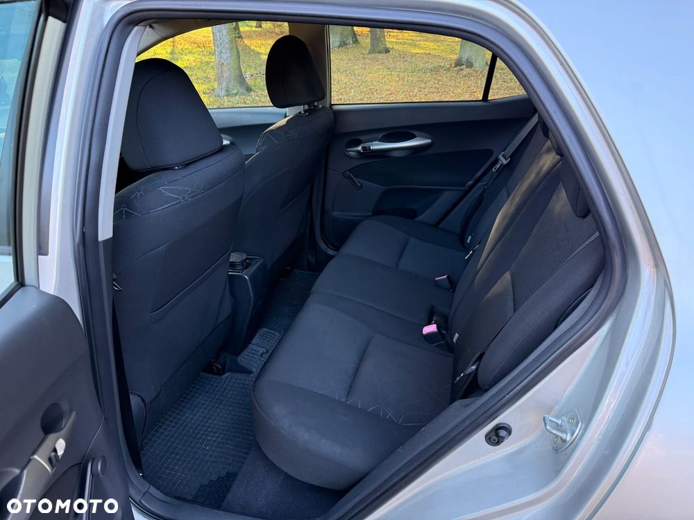 Toyota Auris 1.33 VVT-i Terra - 20