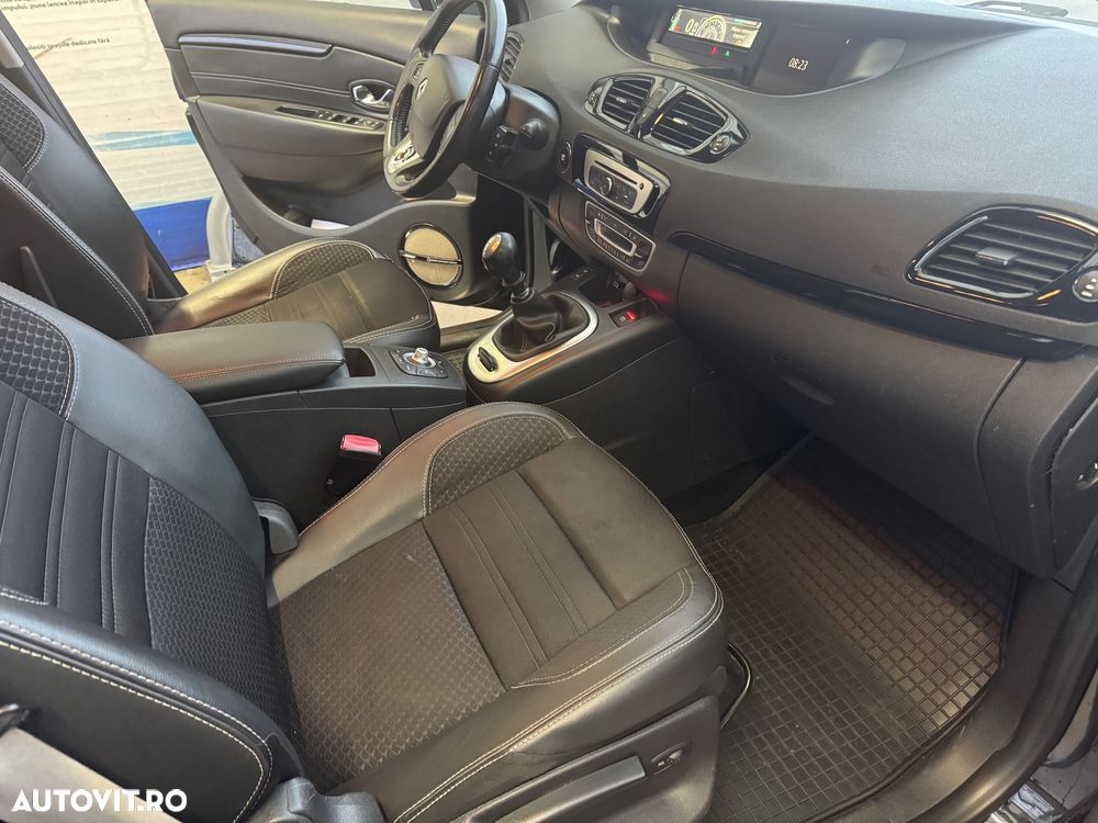 Renault Grand Scenic - 13