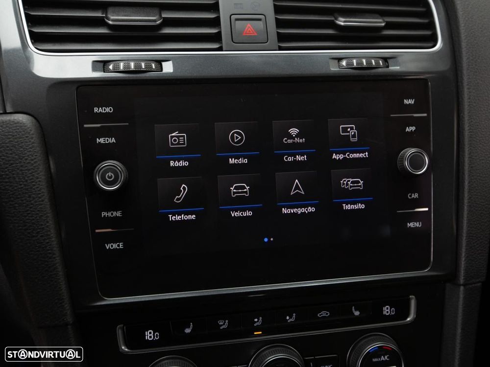 VW Golf Variant - 26