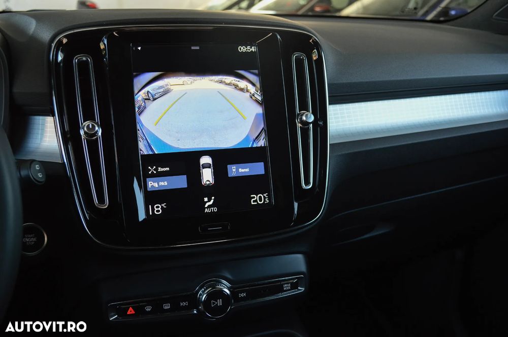 Volvo XC 40 T2 AT8 Momentum - 7