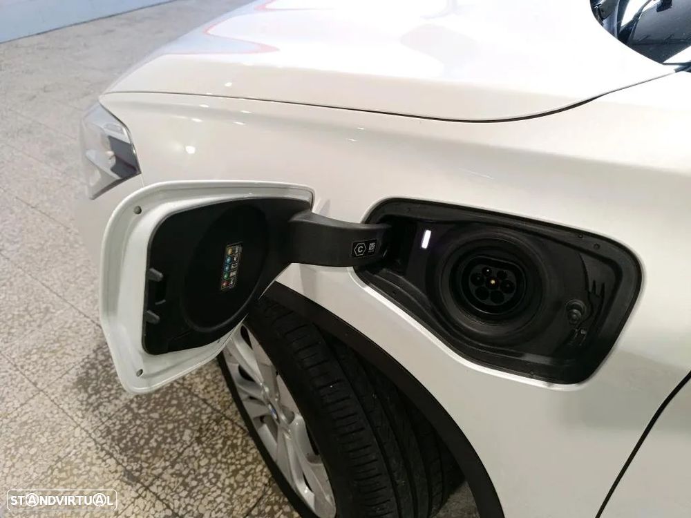 BMW X1 25 e xDrive - 11