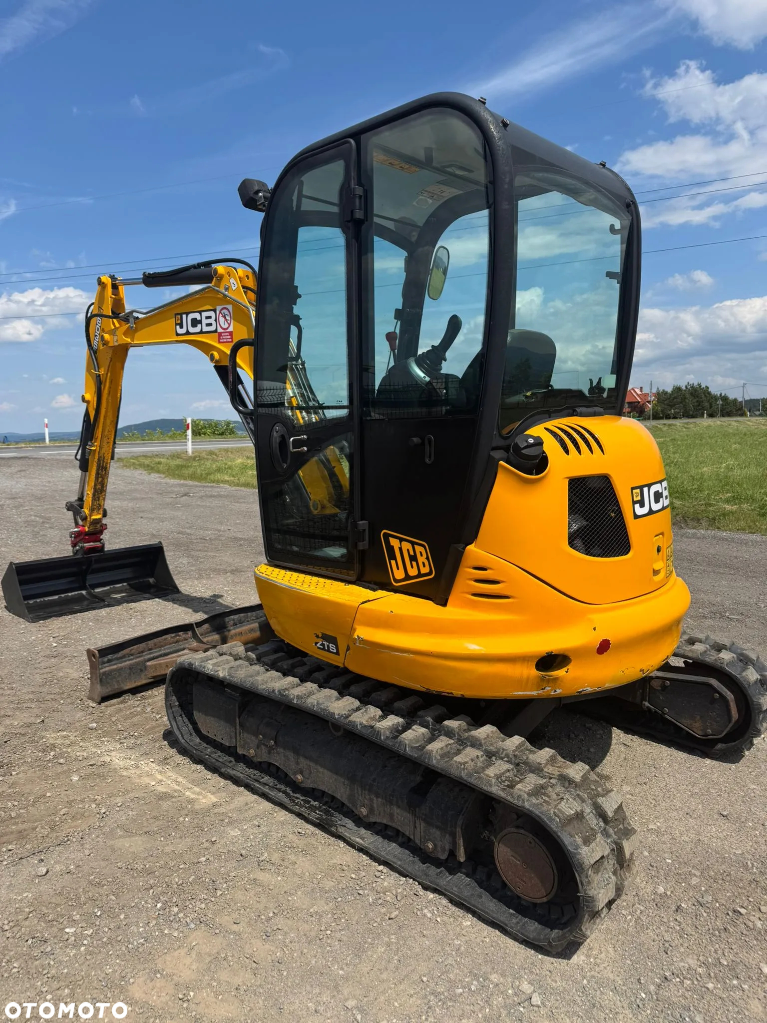 JCB 8035 - 6