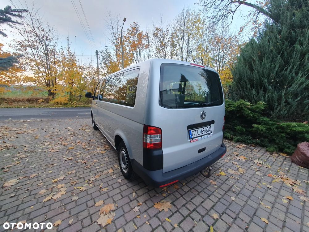 Volkswagen Caravelle 2.0 TDI L2 Comfortline - 5