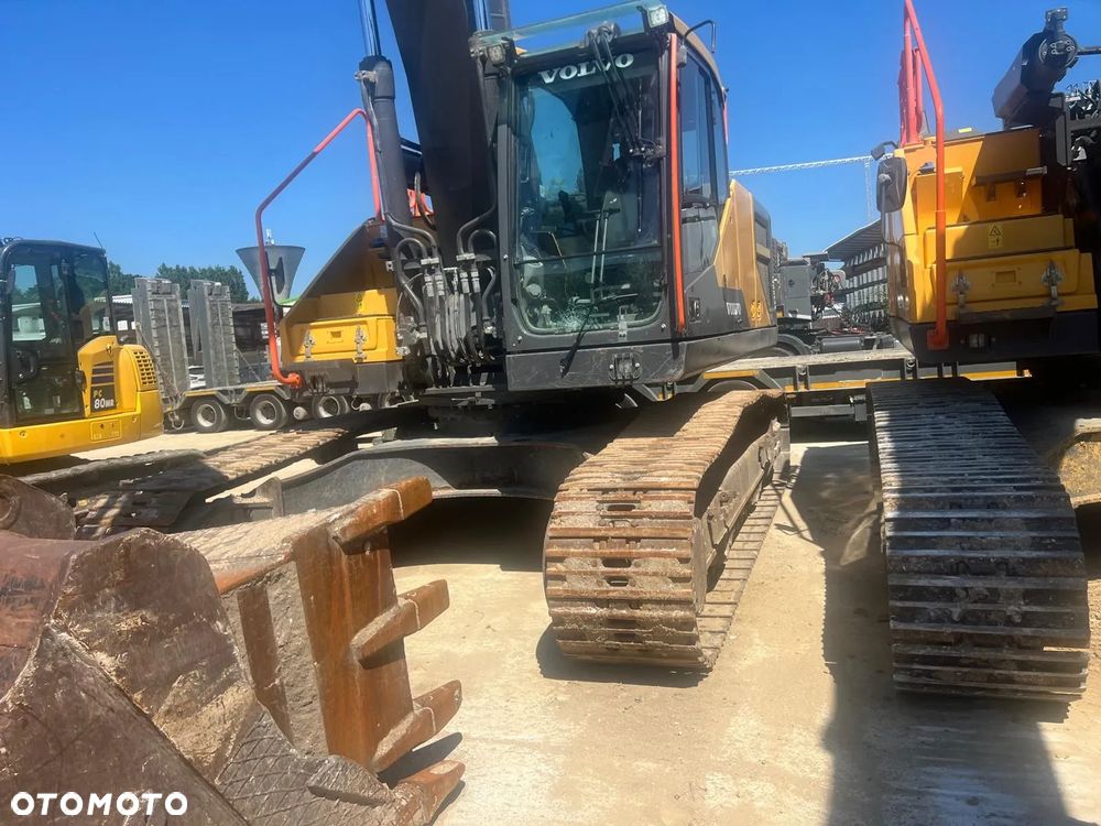 Volvo EC300EL EXCAVATOR - 12