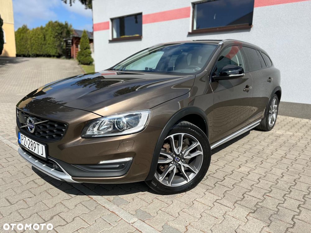 Volvo V60 Cross Country T5 AWD Summum