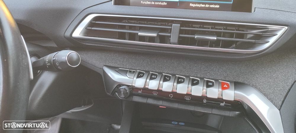 Peugeot 3008 1.6 BlueHDi GT Line Grip Control EAT6 - 27