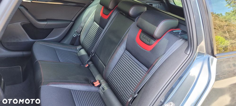 Skoda Octavia 2.0 TDI (Green tec) RS - 35