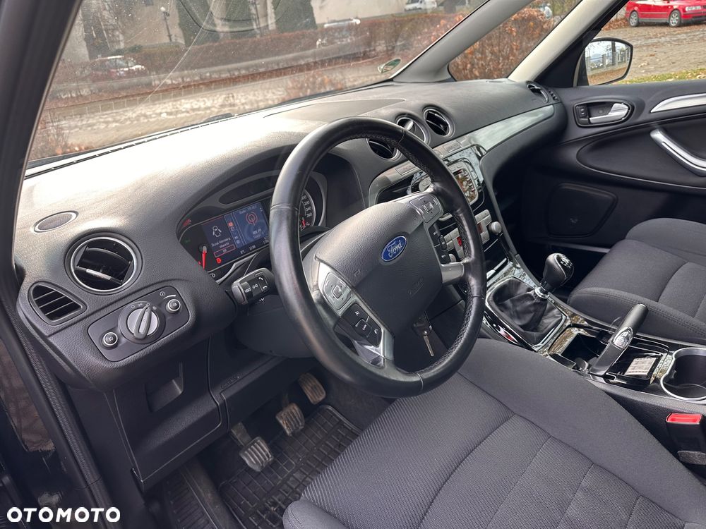 Ford S-Max 2.0 TDCi DPF Titanium - 29