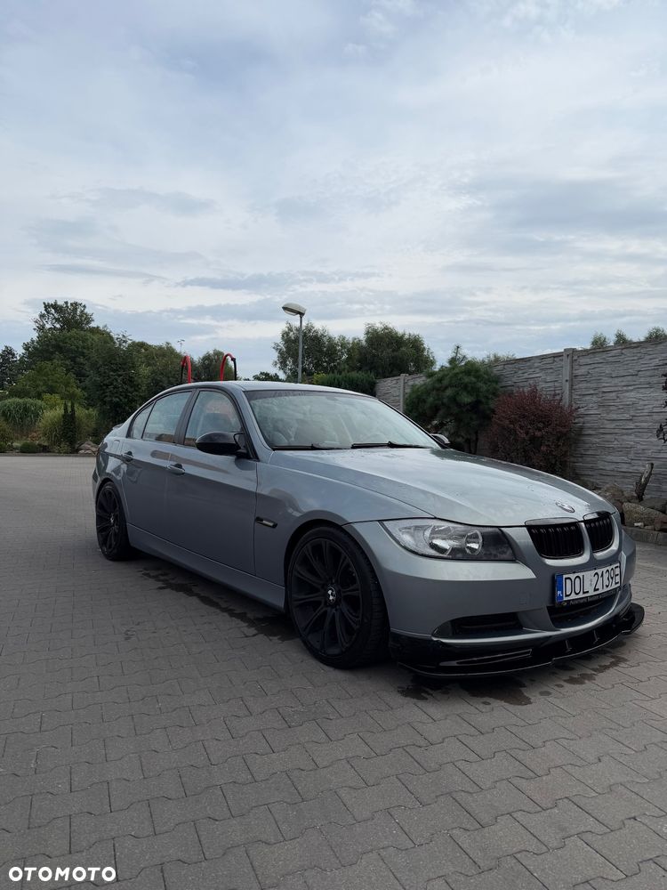 BMW Seria 3 320i - 6