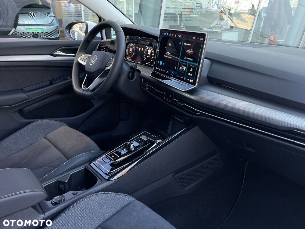 Volkswagen Golf - 12