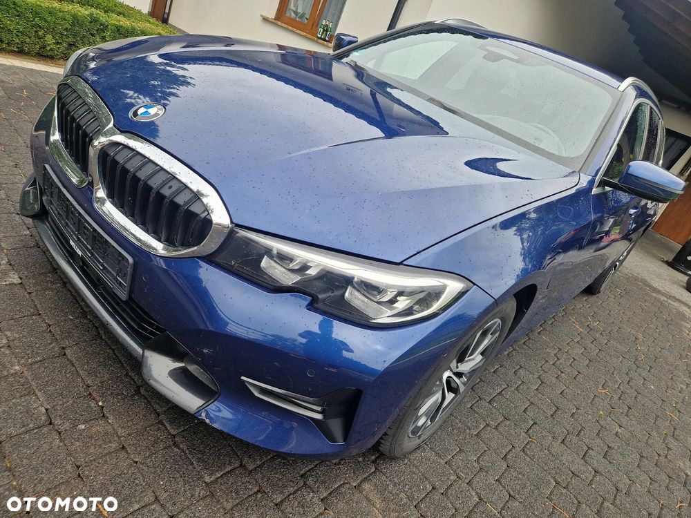 BMW Seria 3 330e - 2