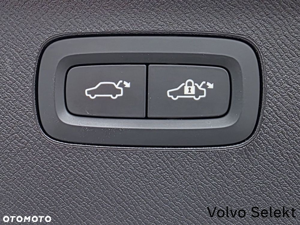 Volvo XC 90 - 21