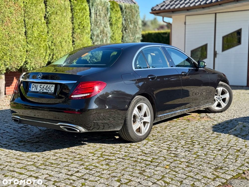 Mercedes-Benz Klasa E 220 d 9G-TRONIC - 3