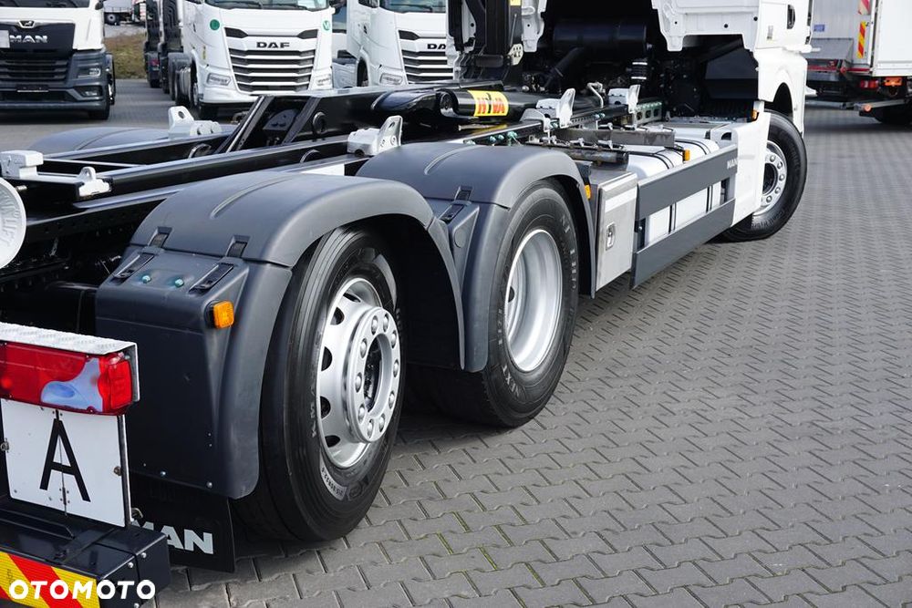 MAN TGX / 26.470 / E 6 / GM / HAKOWIEC HYVA / OŚ SKRĘTNA / RETARDER - 19