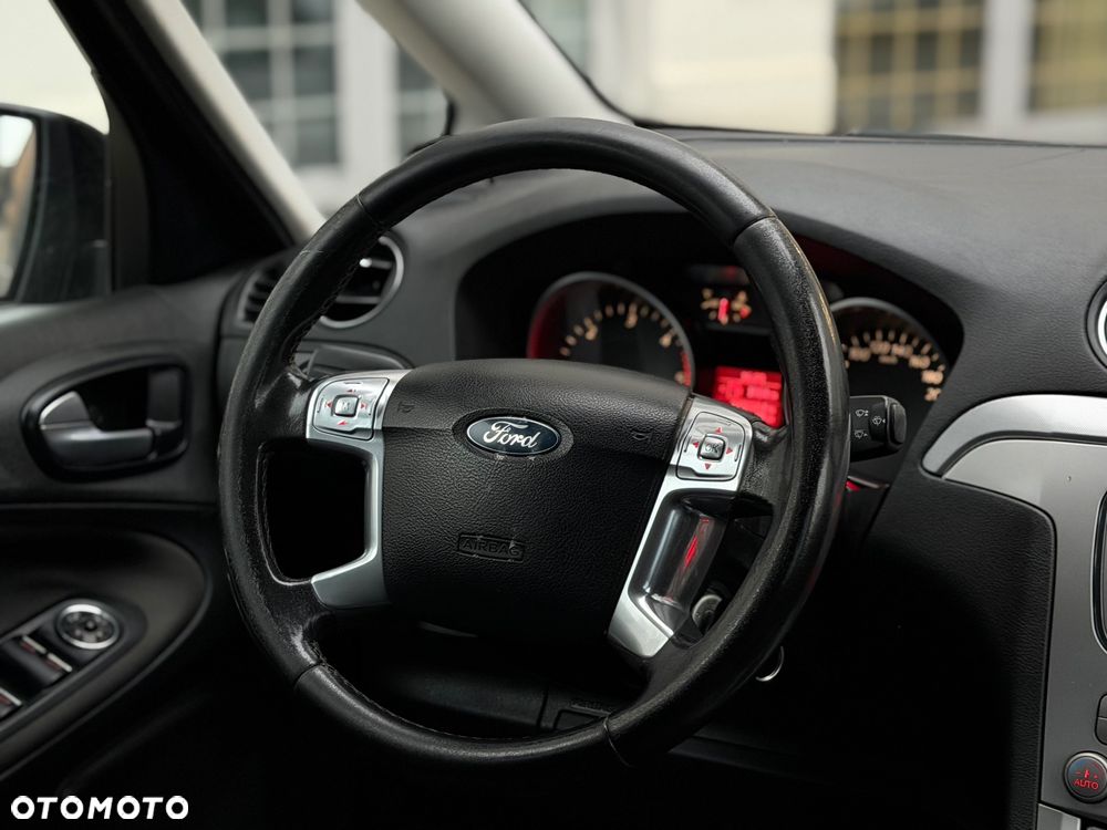 Ford S-Max 2.0 TDCi Titanium - 18