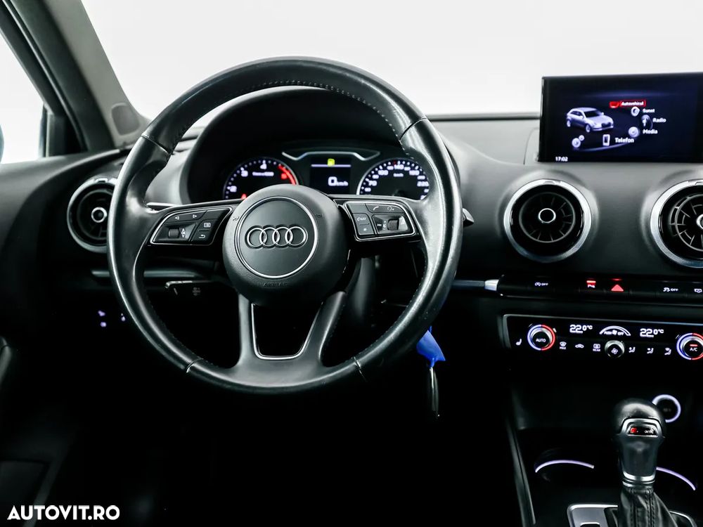 Audi A3 1.6 30 TDI S tronic Sport - 8