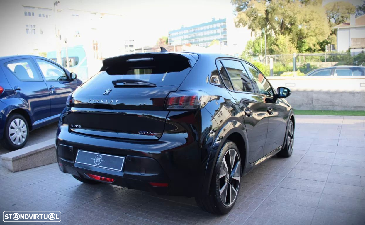 Peugeot e-208 50 kWh GT Line - 30