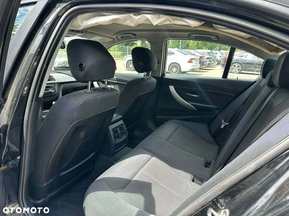 BMW Seria 3 - 10
