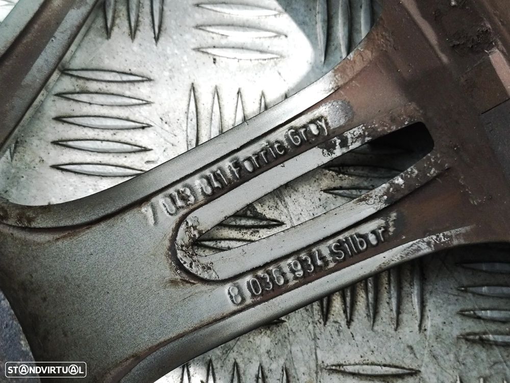 Conjunto Jantes 18 originais BMW Serie 3 E90 Pack M Style M193 Ferric Grey 8J 8,5J ET34 ET37 5x120 - 11