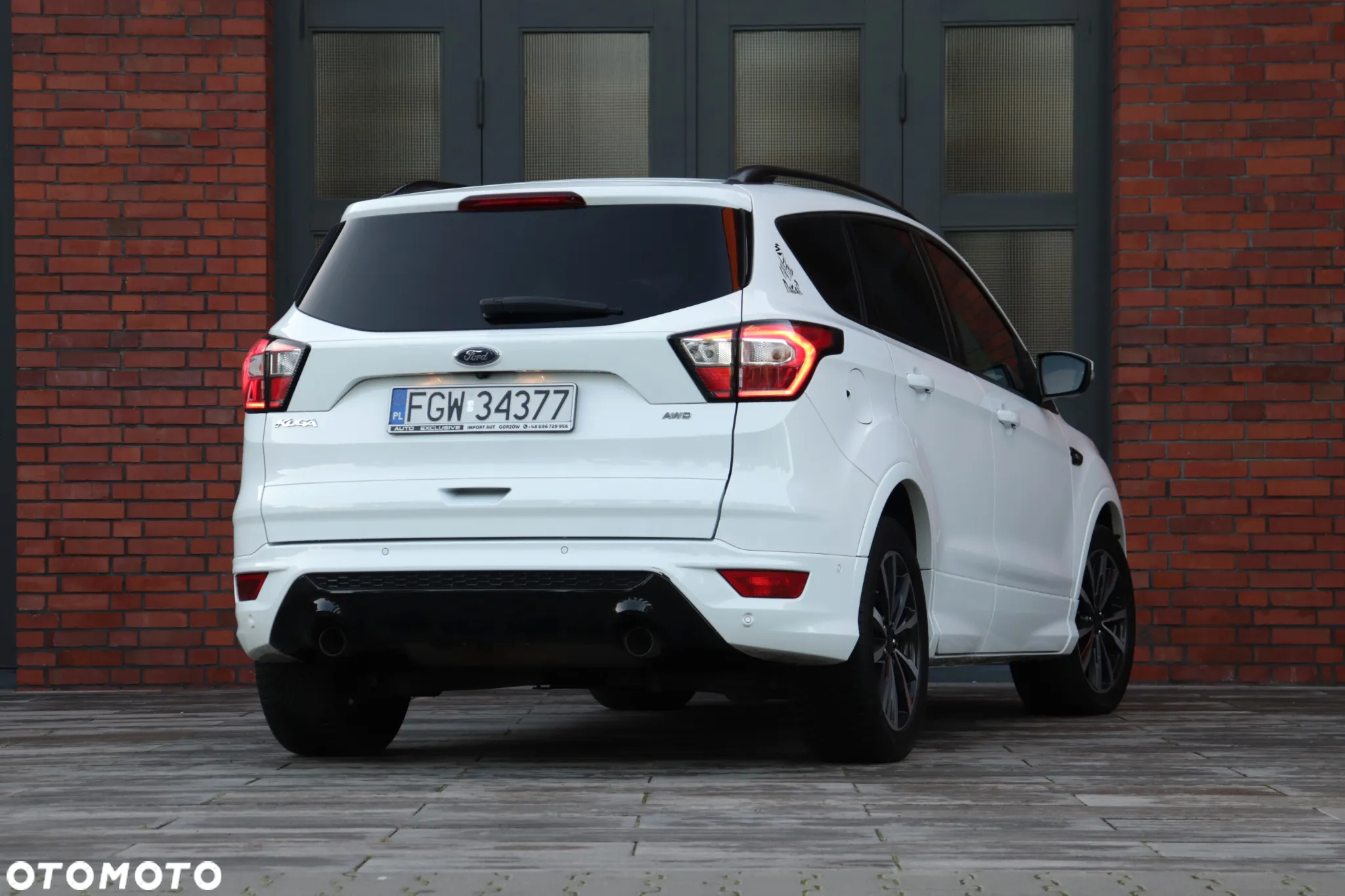 Ford Kuga 2.0 EcoBlue 4x4 ST-LINE - 10