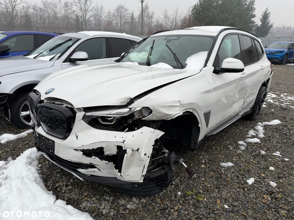 BMW iX3 Impressive - 21