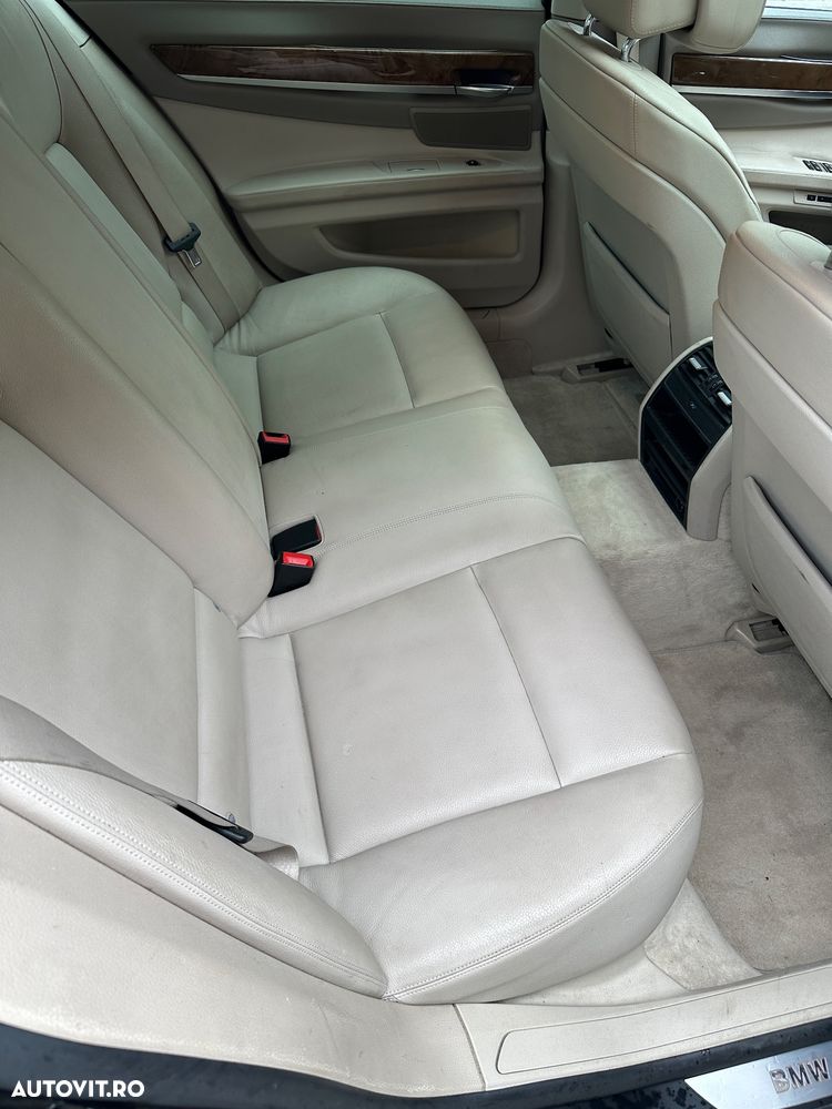 BMW Seria 7 730d Aut. - 8