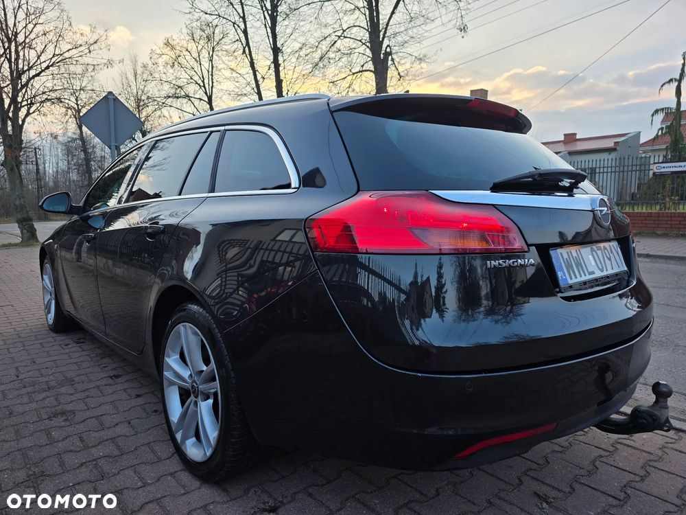 Opel Insignia 2.0 CDTI - 11