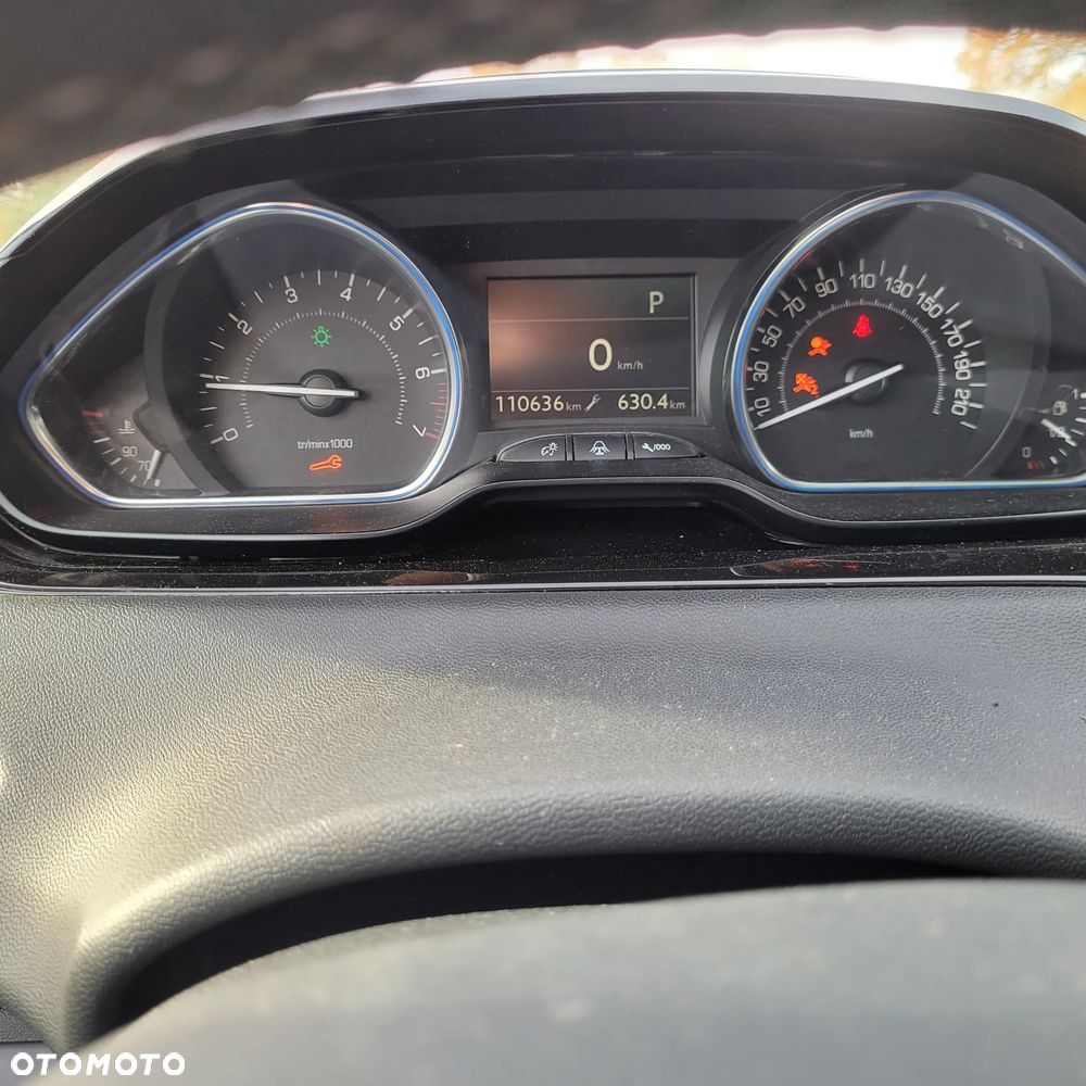 Peugeot 2008 PureTech 110 Stop&Start EAT6 Crossway - 7