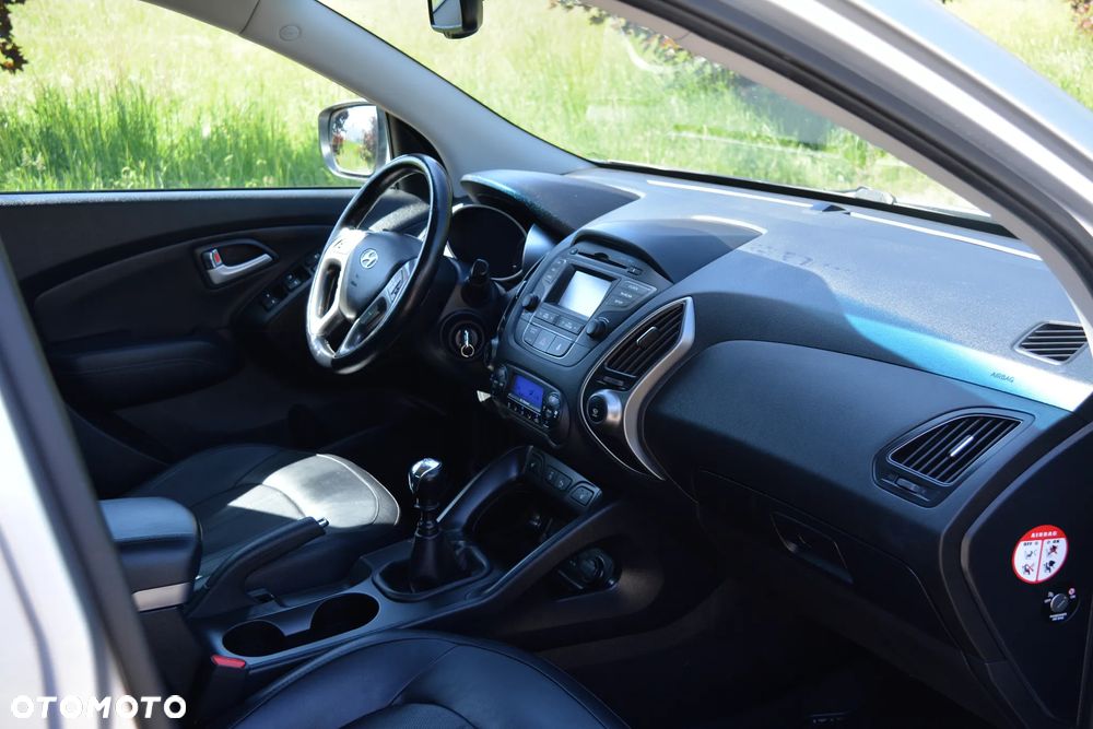 Hyundai ix35 2.0 CRDi 4WD Premium - 11