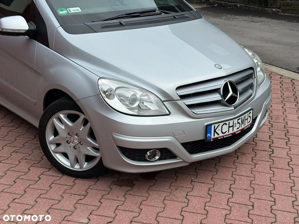 Mercedes-Benz Klasa B 180 CDI - 24