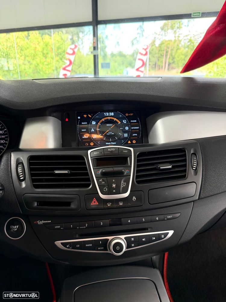 Renault Laguna 2.0 dCi Dynamique S - 19