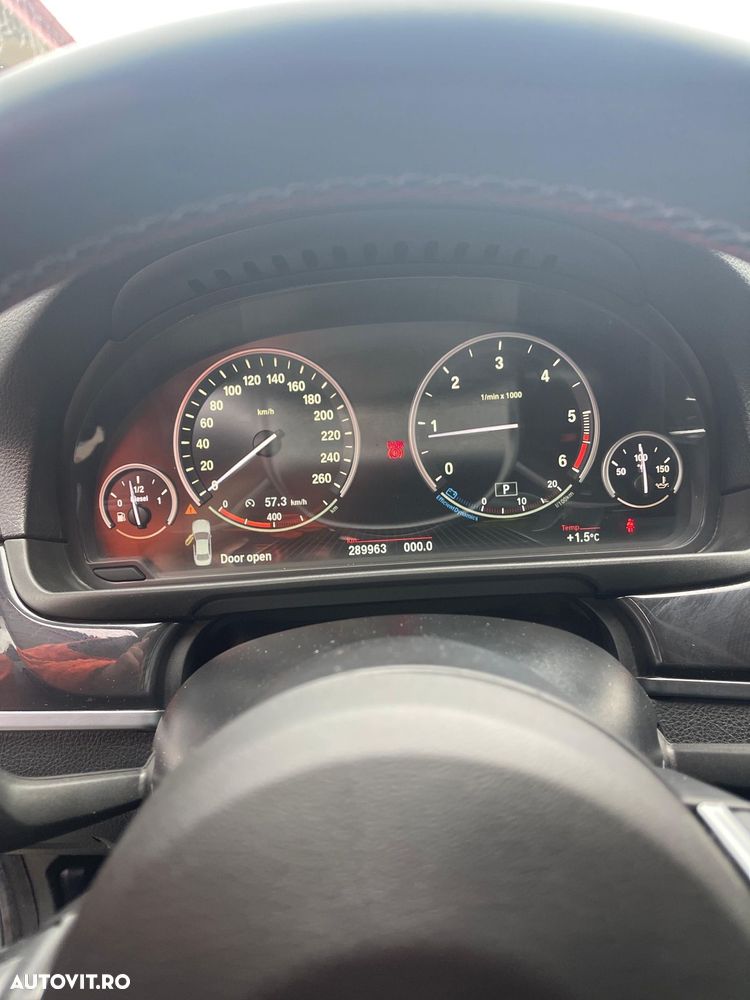 BMW Seria 5 520d Aut. Luxury Line - 13