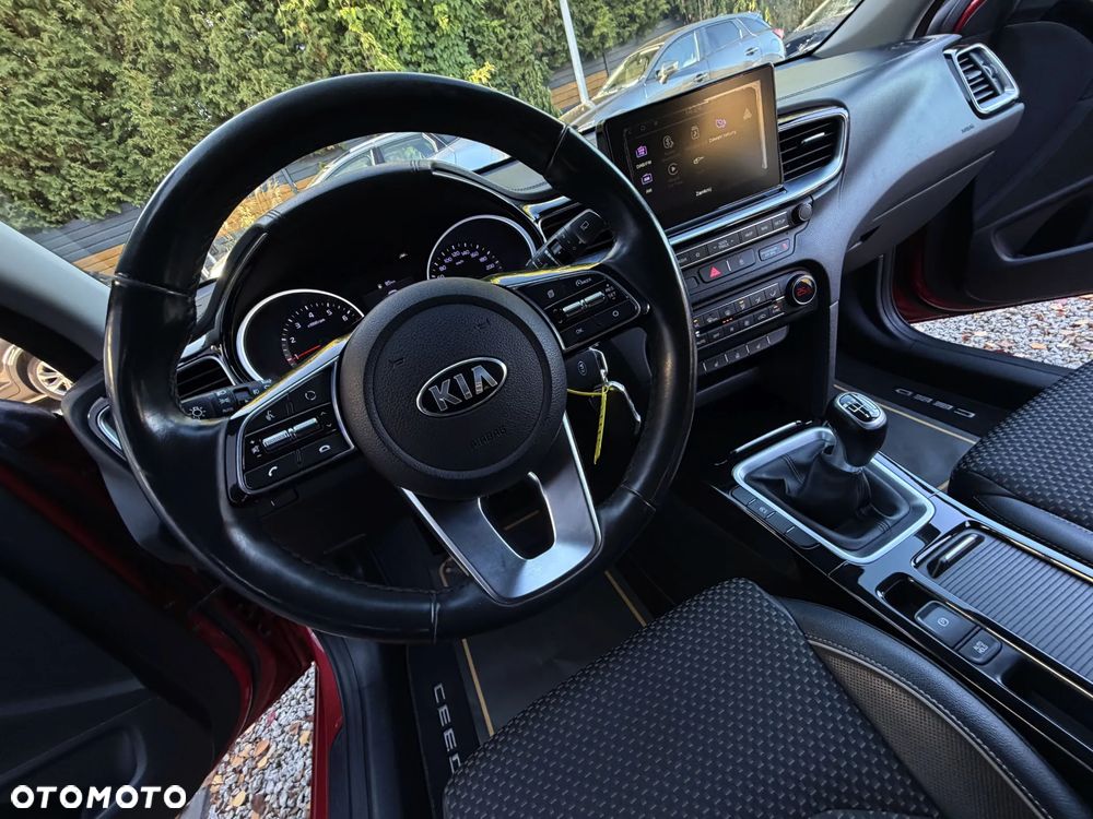 Kia Ceed 1.4 T-GDI L - 28