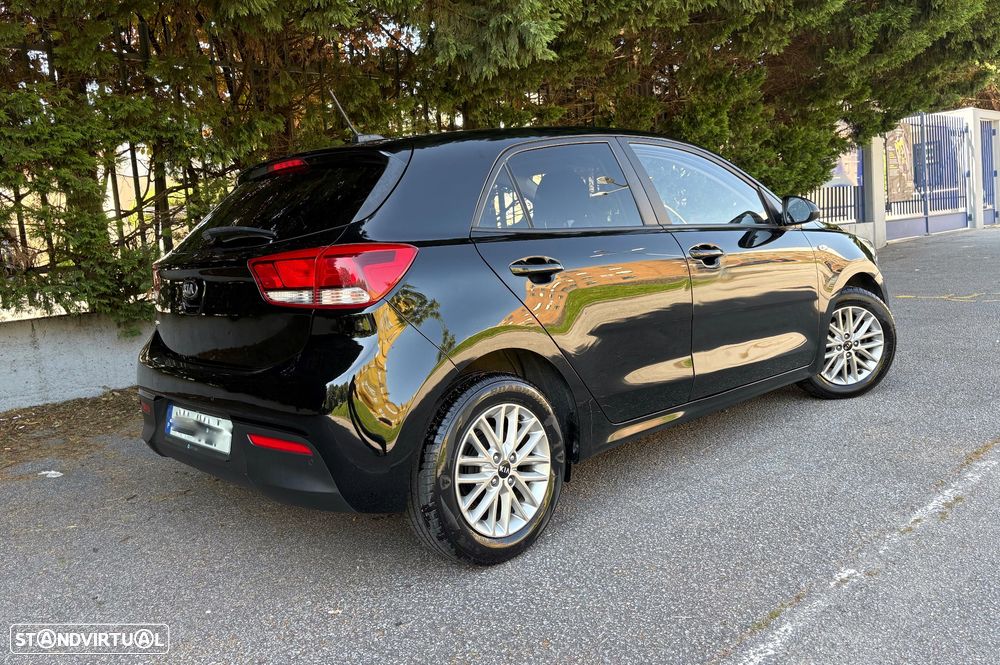 Kia Rio 1.2 CVVT Urban - 4