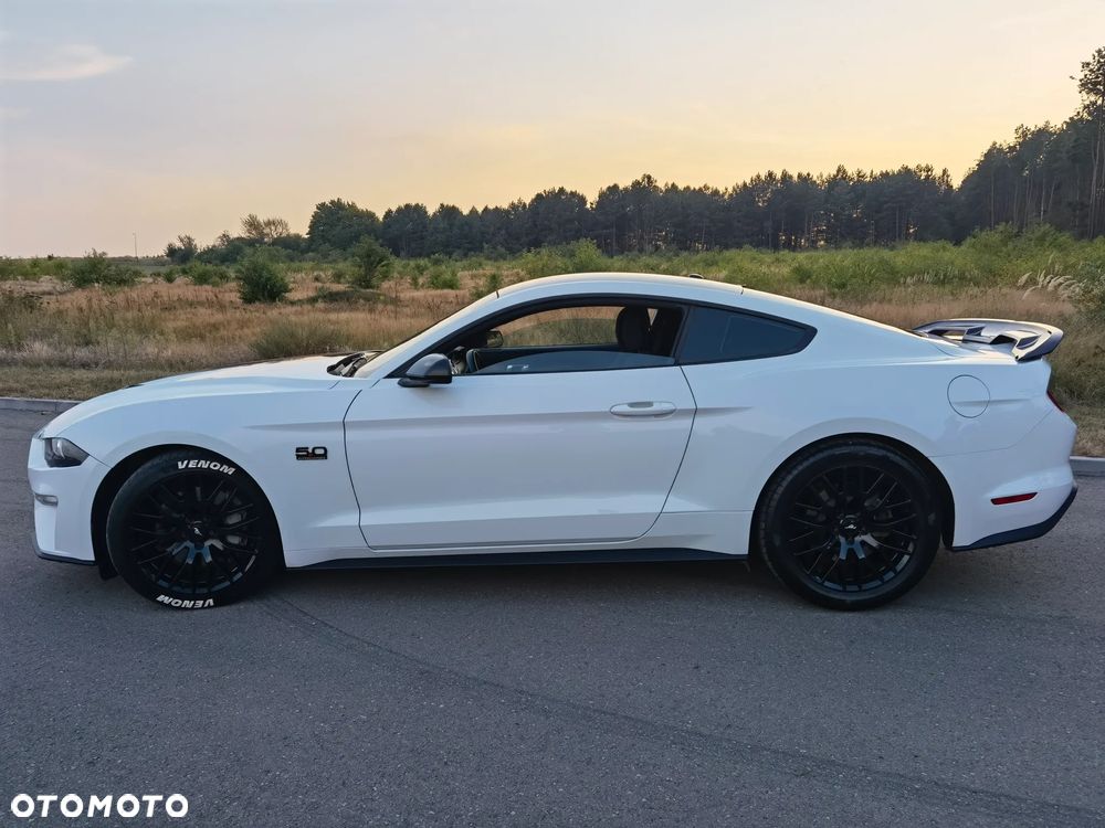 Ford Mustang - 10