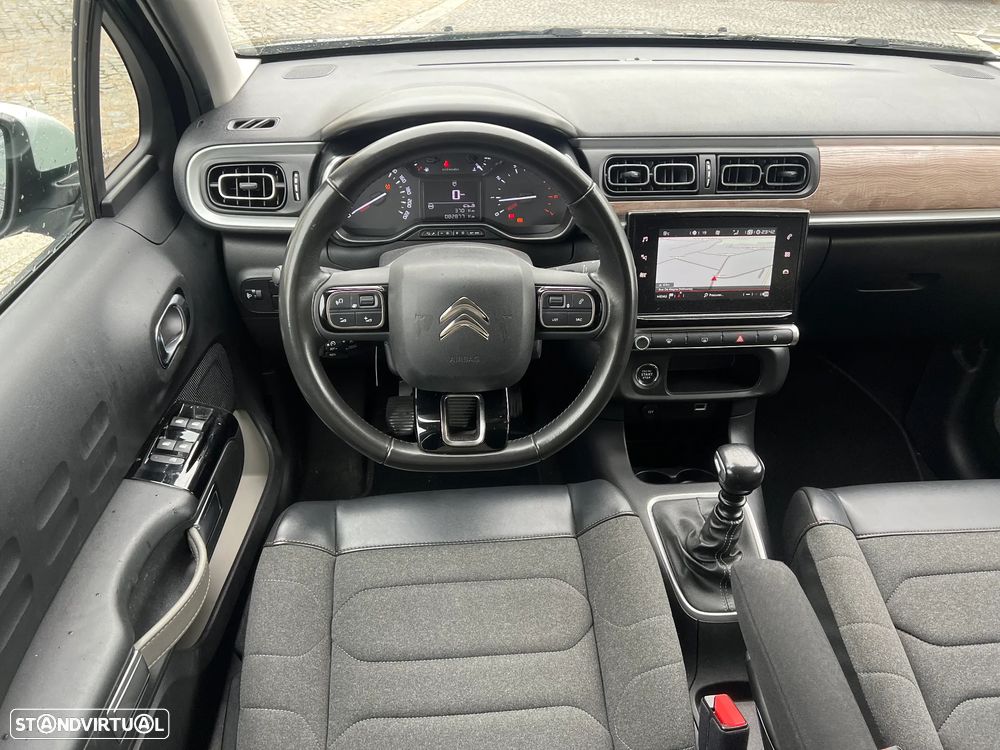 Citroën C3 1.2 PureTech Shine Pack - 12