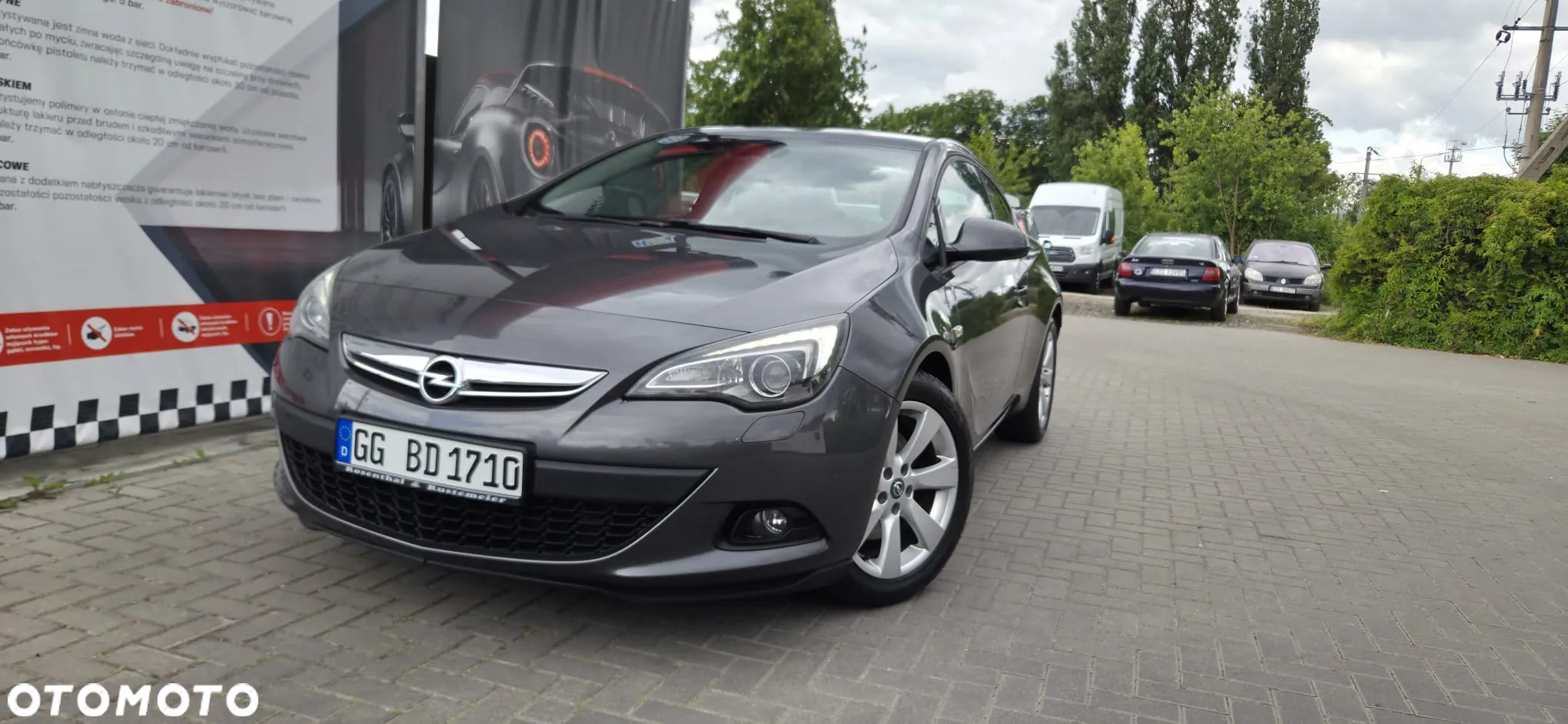 Opel Astra GTC 1.6 Turbo Innovation - 23