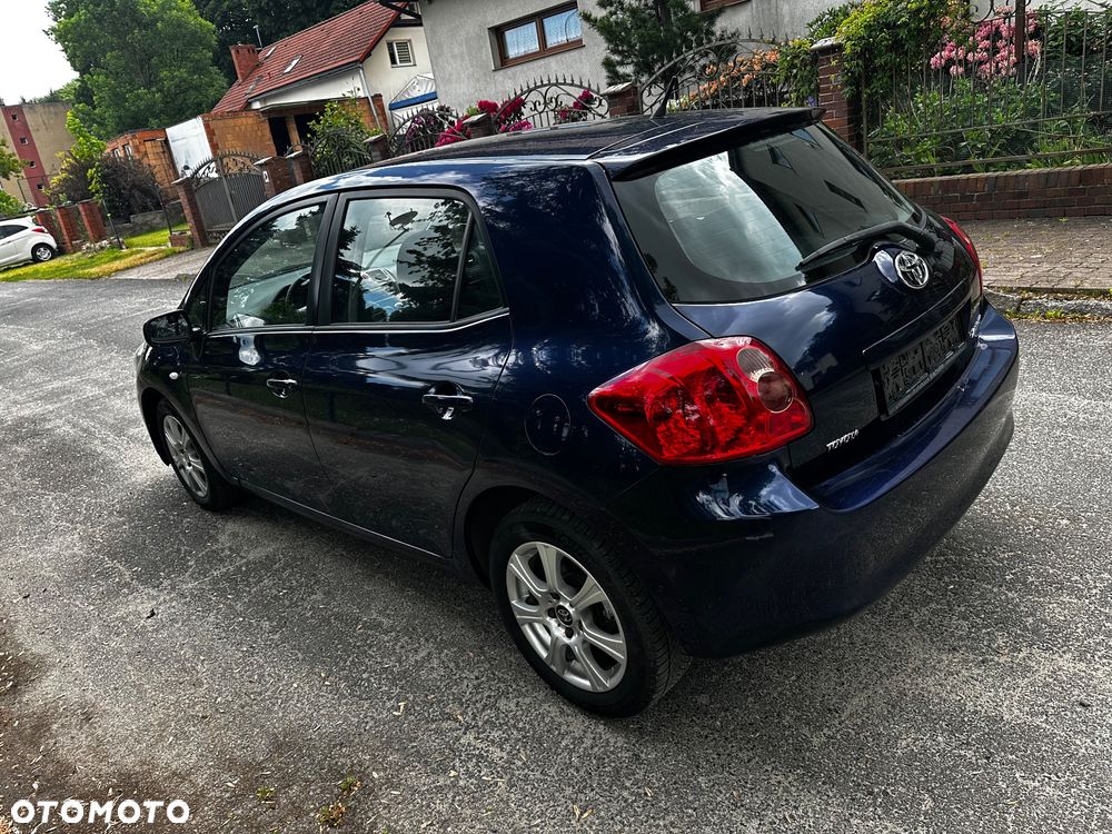 Toyota Auris 1.4 VVT-i Sol - 11