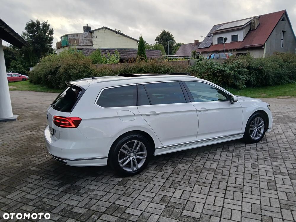 Volkswagen Passat 1.6 TDI SCR DSG - 27