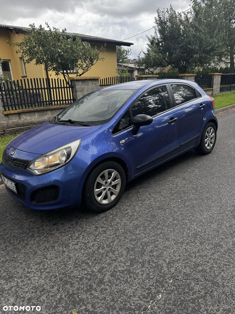 Kia Rio - 1