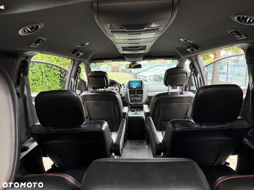 Dodge Grand Caravan 3.6 Express - 15