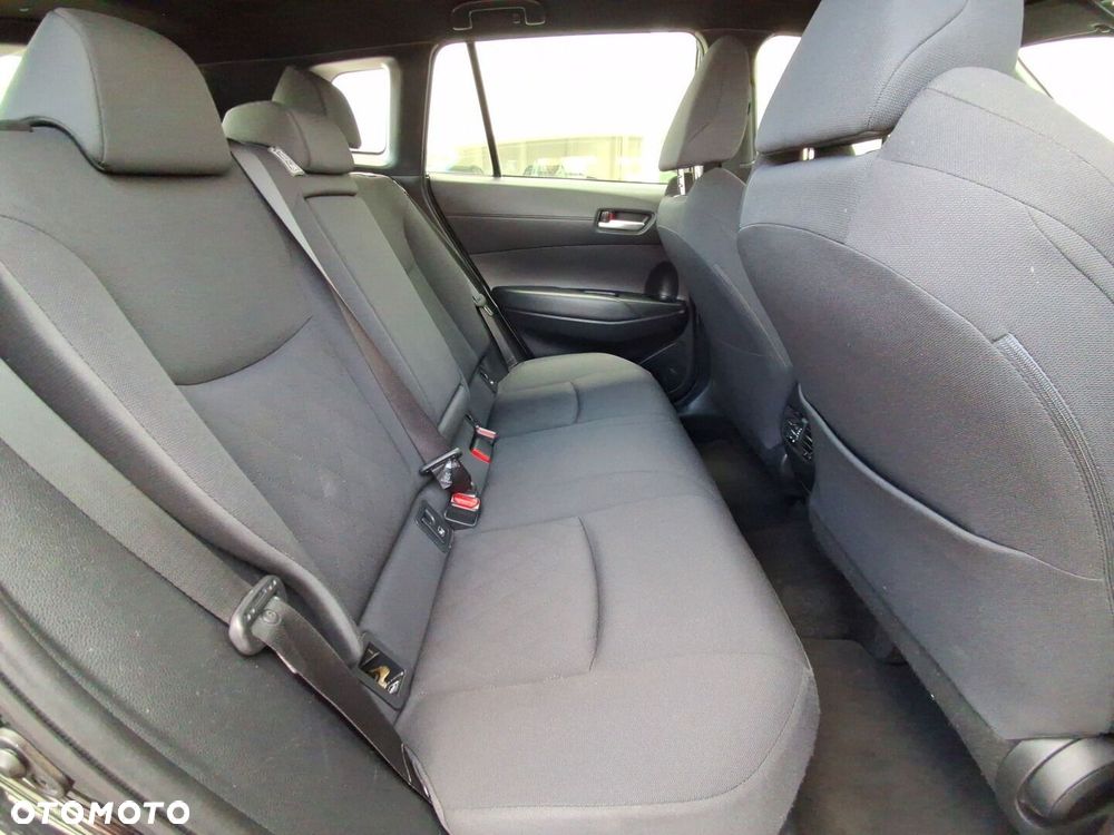 Toyota Corolla Cross - 10
