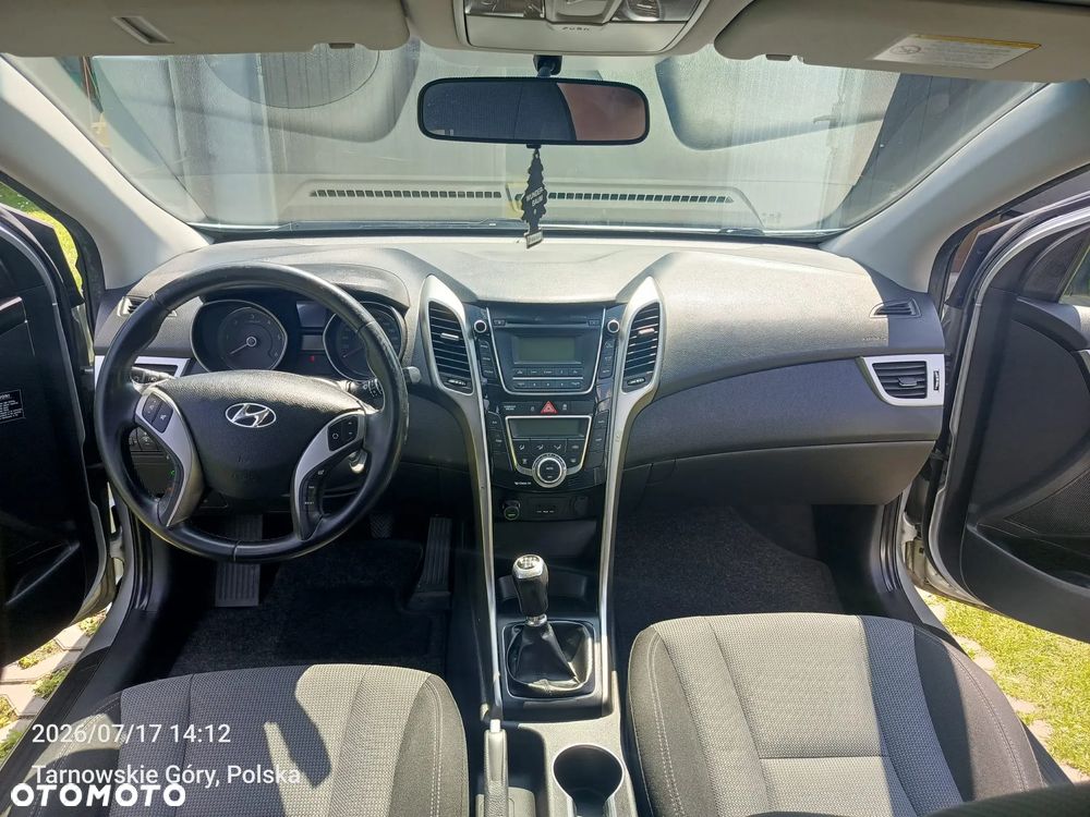 Hyundai i30 1.4 CRDi Comfort - 11
