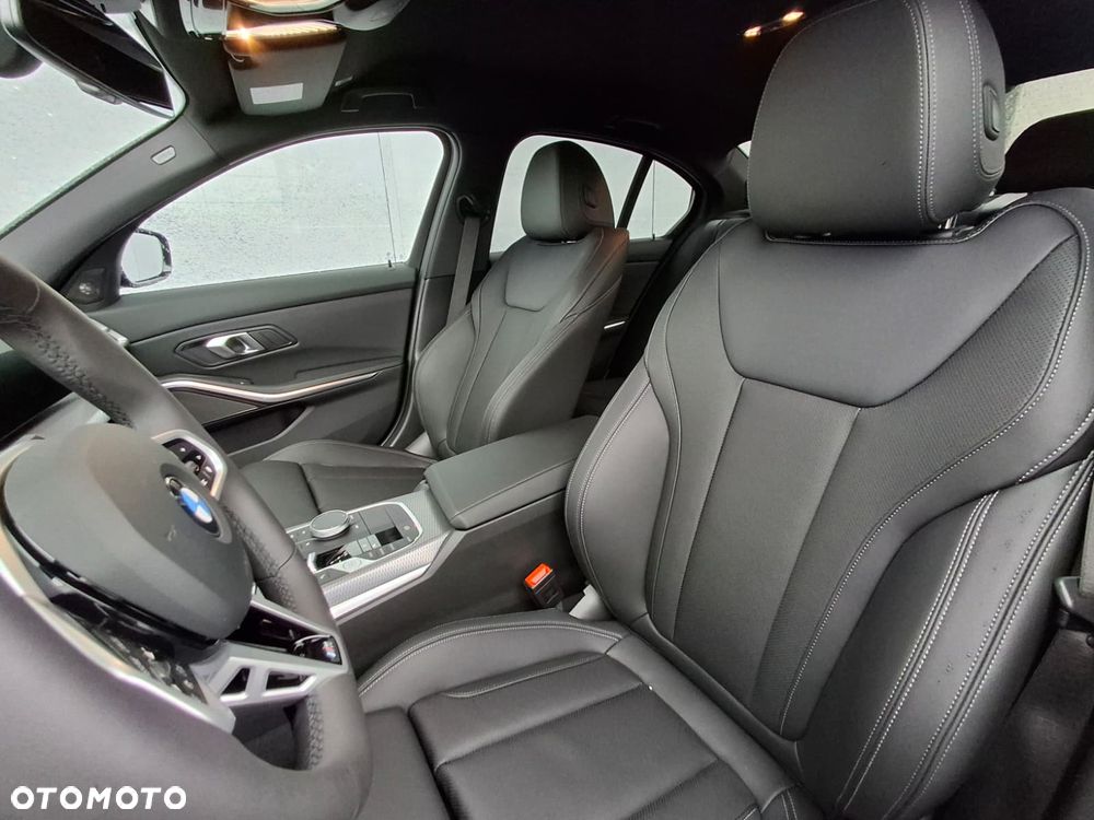 BMW Seria 3 320d xDrive mHEV M Sport - 21
