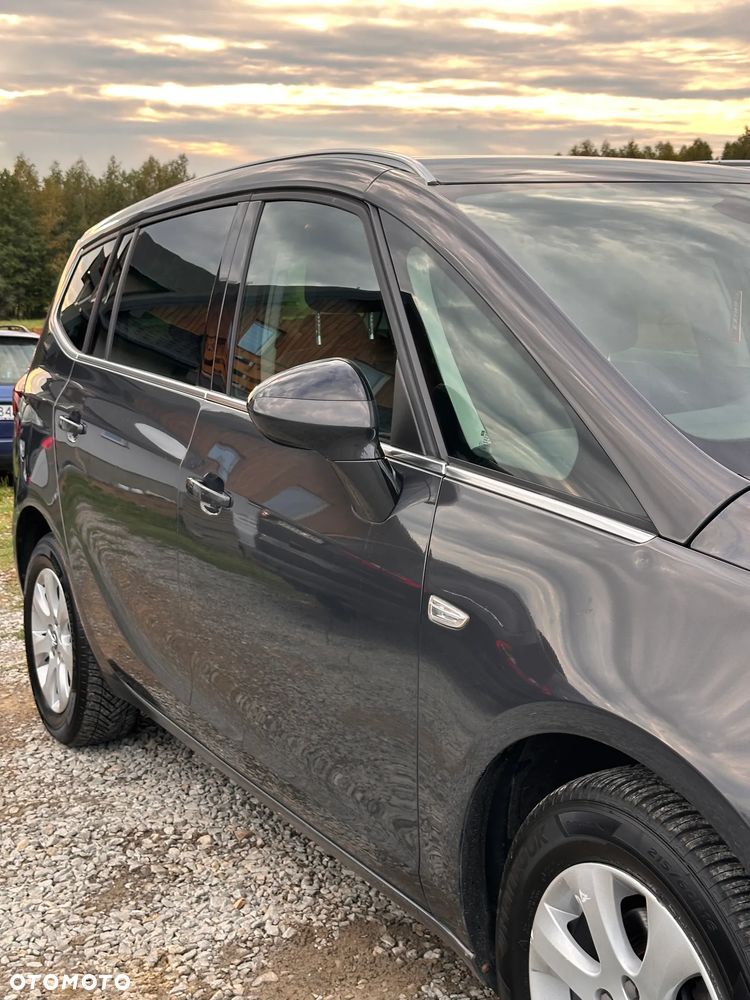 Opel Zafira 2.0 CDTI Cosmo - 24