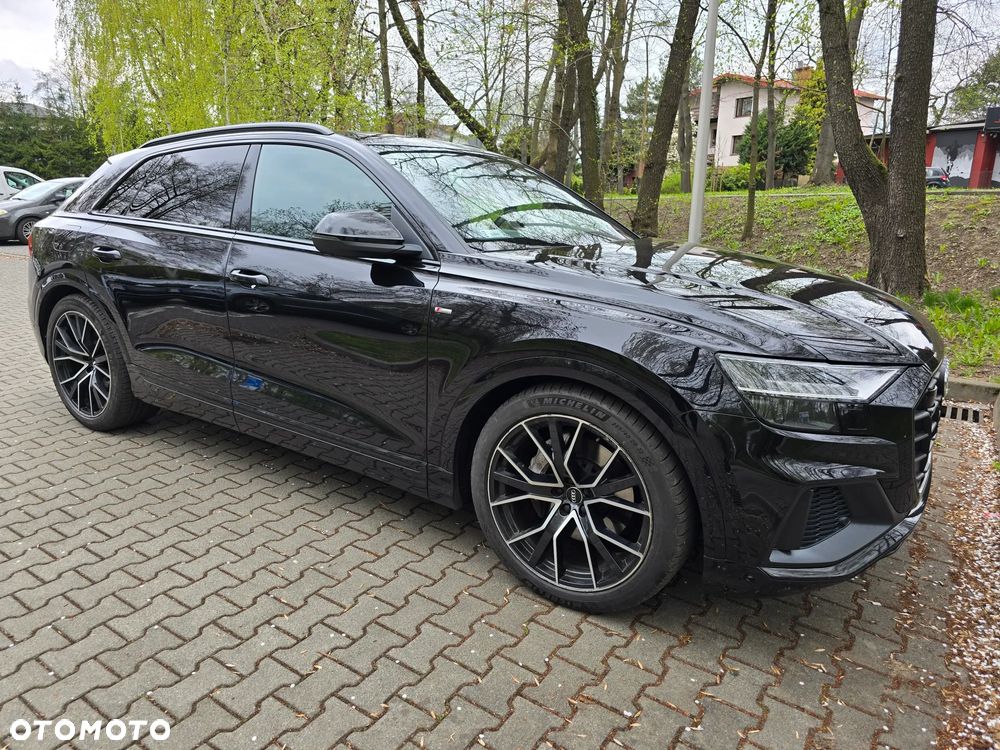 Audi Q8 - 3