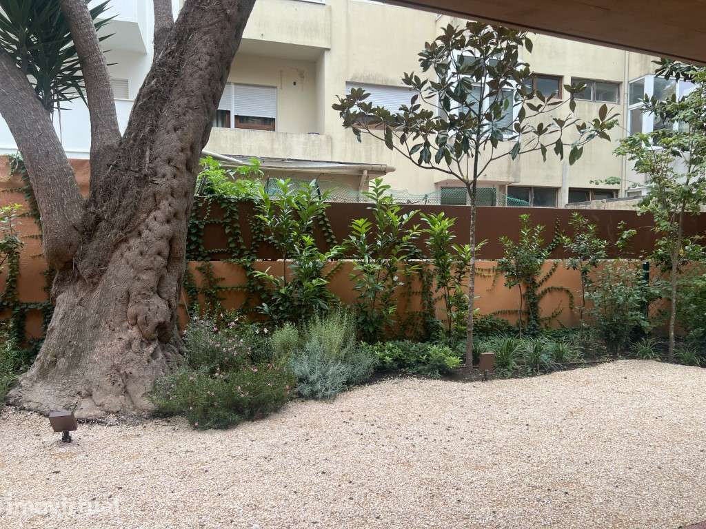 Apartamento T2 Novo com Jardim Privativo na Foz - Grande imagem: 4/14