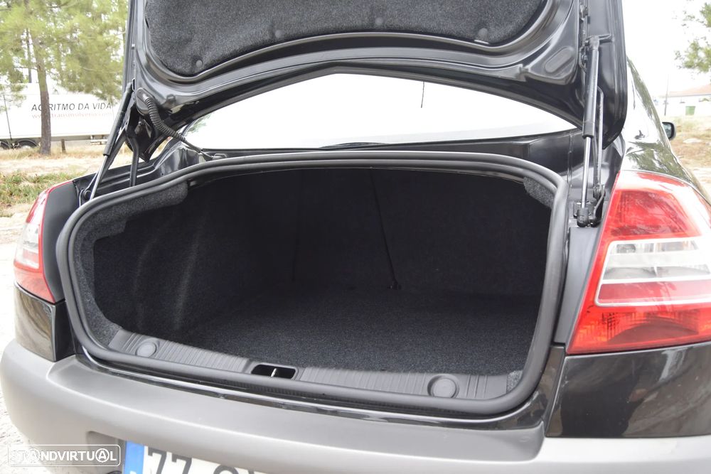 Renault Mégane 1.4 Confort - 8