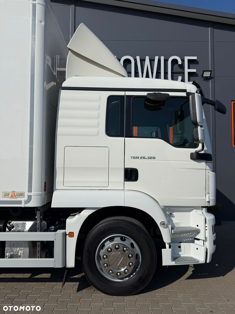 MAN TGM TGS TGX 26.320 chłodnia multitemperatura  22Epal // sypialka // oś skrętna - 21