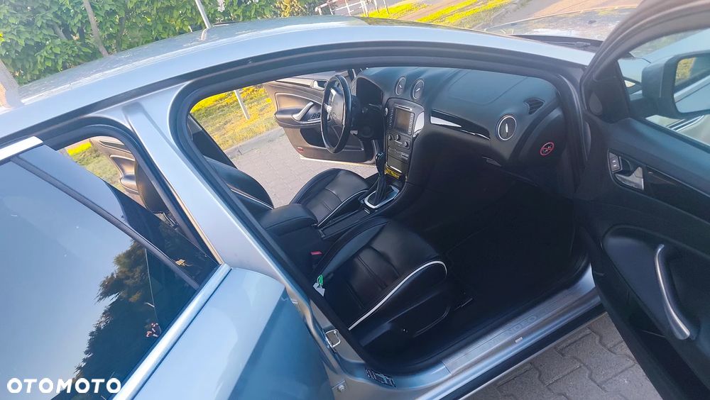 Ford Mondeo 2.0 TDCi Titanium X - 37